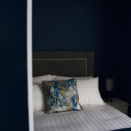 The Monks Quarters 3* Quinn