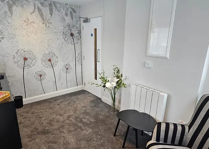 The Monks Quarters 3* Quinn